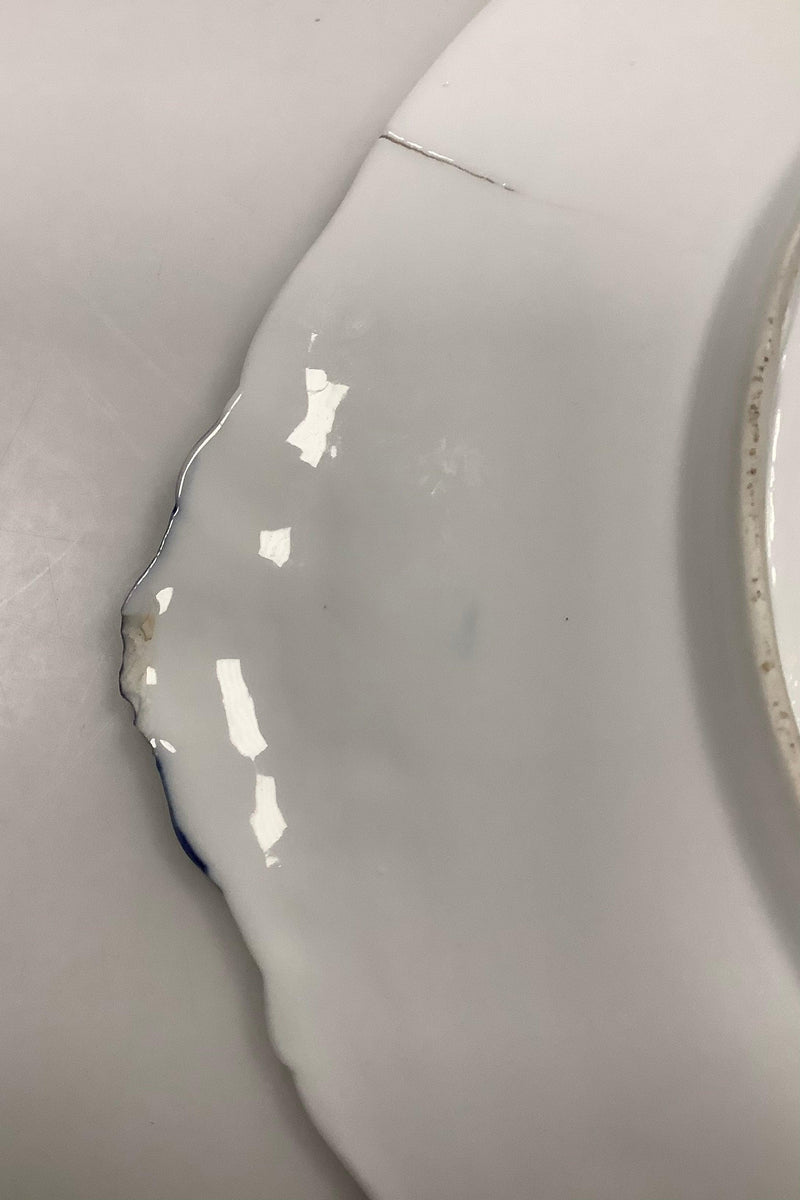 Royal Copenhagen Musselmalet Riflet Underfald til Terrin No. 225