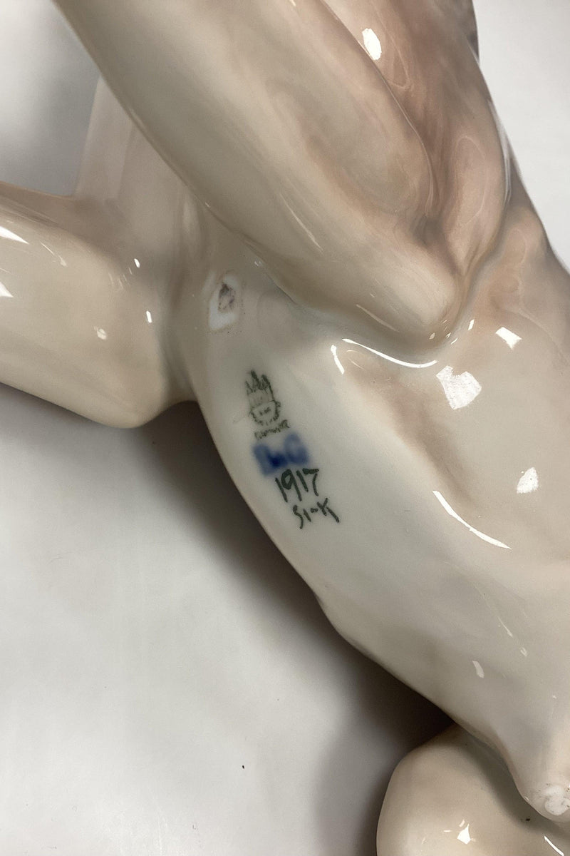 Bing og Grøndahl Figur - Stående Ulv No. 1917