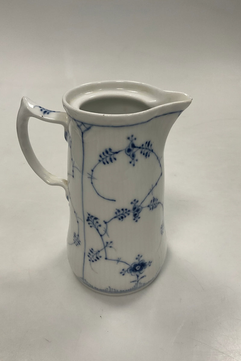 Royal Copenhagen Musselmalet riflet kande No. 32