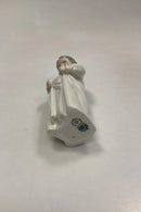 Royal Copenhagen Figur No. 408 - Godmorgen (Pige i natkjole)