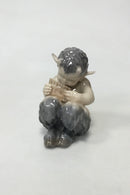 ロイヤルコペンハーゲン パンパイプを吹くファウヌス像 No 1736