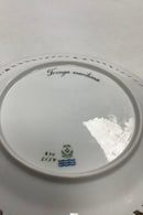 Royal Copenhagen Flora Danica Fugle Frokosttallerken No 20/3554 med gennembrudt kant.