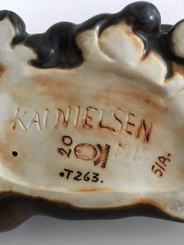 Kai Nielsen Bing & Grondahl炻器图20号带葡萄的斜躺女人