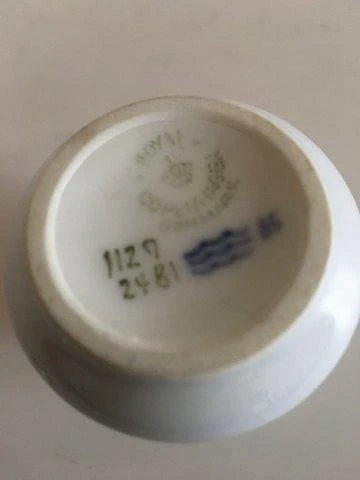 Royal Copenhagen Art Nouveau Beholder No 1127/2481 med Sølvlåg