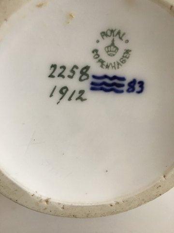 Royal Copenhagen Art Nouveau Vase No 2258/1912 med Møllemotiv