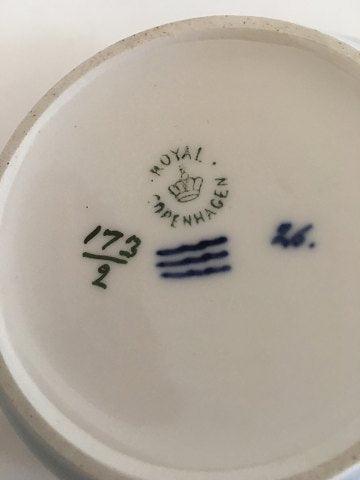 Royal Copenhagen Lågskål No 173/2 med Blomstermotiv