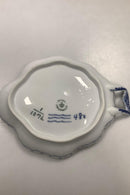 Royal Copenhagen Musselmalet Helblonde Bladformet fad No 1076