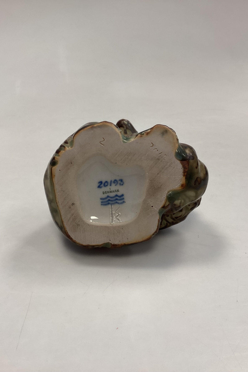 Royal Copenhagen Stentøjsfigur af Bjørn med Unge No. 20193