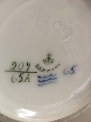 Royal Copenhagen Vase No 204/65A med Snebær Motiv