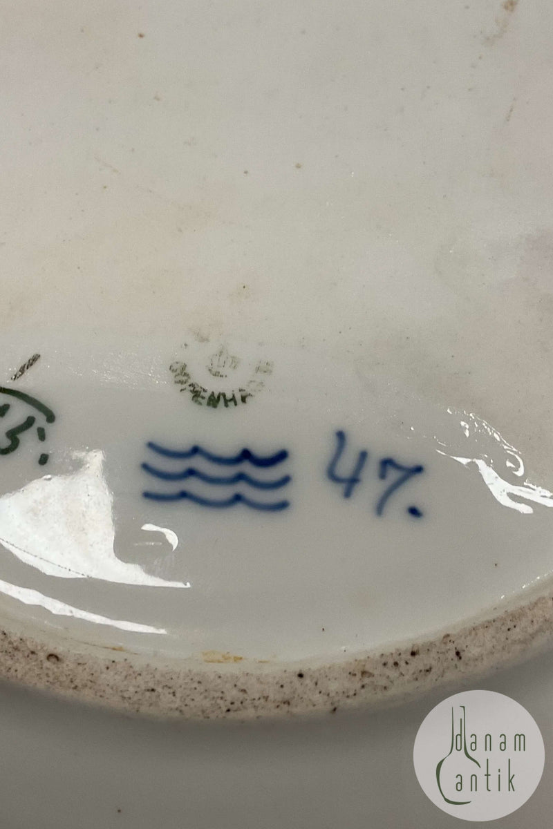 Royal Copenhagen Musselmalet Riflet Ovalt Fad No. 365