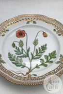 Royal Copenhagen Flora Danica tallerken med gennembrudt kant No 20/3553 / 637