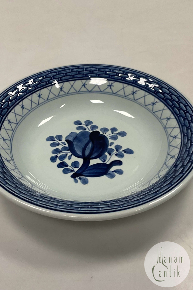 Royal Copenhagen / Aluminia Blå Tranquebar Skål No. 2660