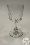 Holmegaard Derby Rødvinsglas 19cm Klart glas med oliv slibing og facet slebet stilk. Fra 1890-1950