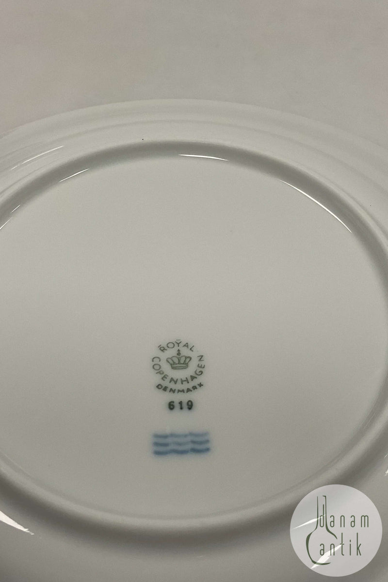 Royal Copenhagen Hvid Magnolia med uglasseret relief Dessert tallerken No 619
