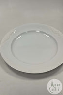 Royal Copenhagen Hvid Magnolia med uglasseret relief Buffet Tallerken No 631