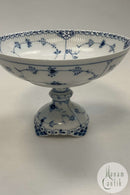 Royal Copenhagen Musselmalet Halvblonde skål på høj fod No. 513