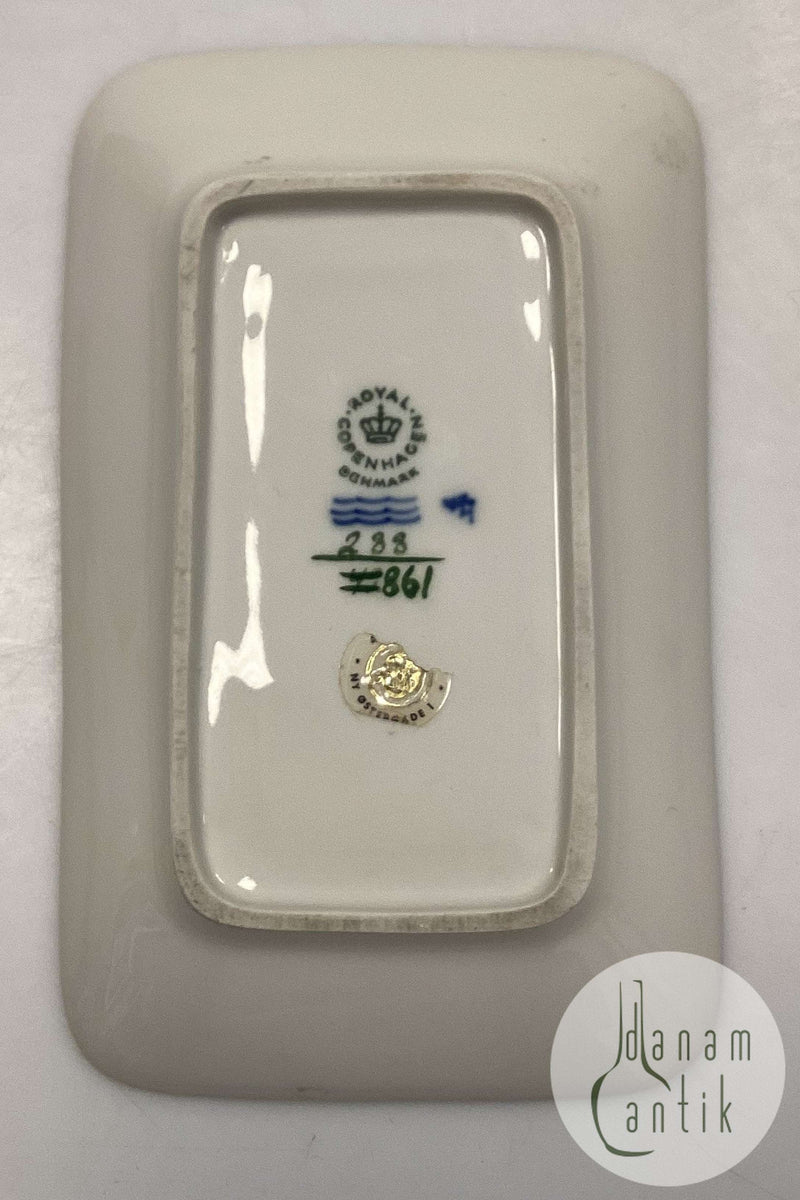 Royal Copenhagen Skål med Brombærgren No. 288/861