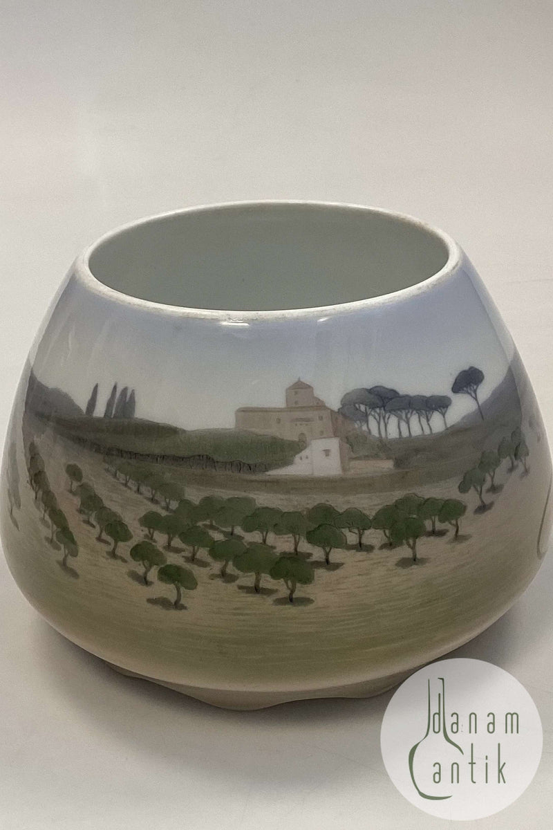 Royal Copenhagen Unika Vase af Anne Fribert med sydlandsk landskab og firben