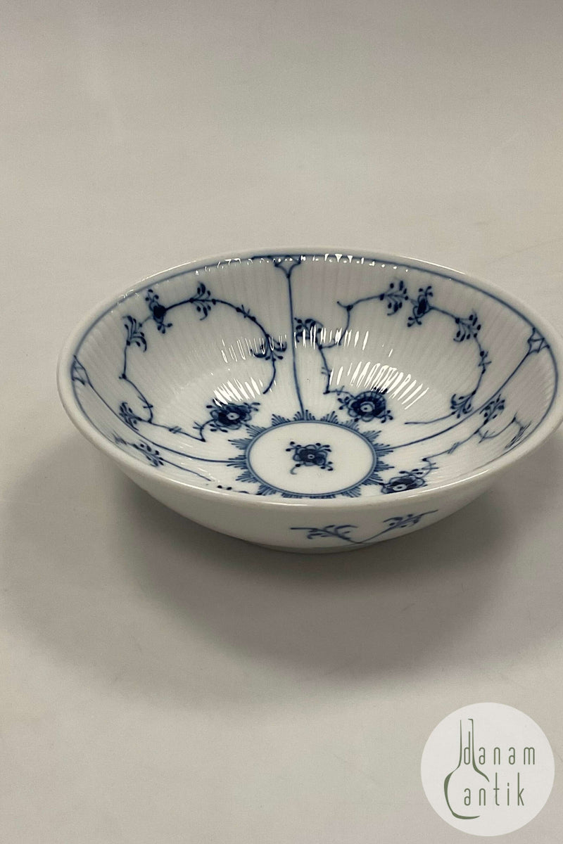 Royal Copenhagen Musselmalet riflet Morgenskål No. 2045