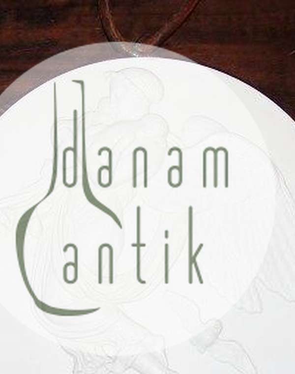 Bing og Grøndahl Biscuit Platte Nat No 123. Gravstedsplatte