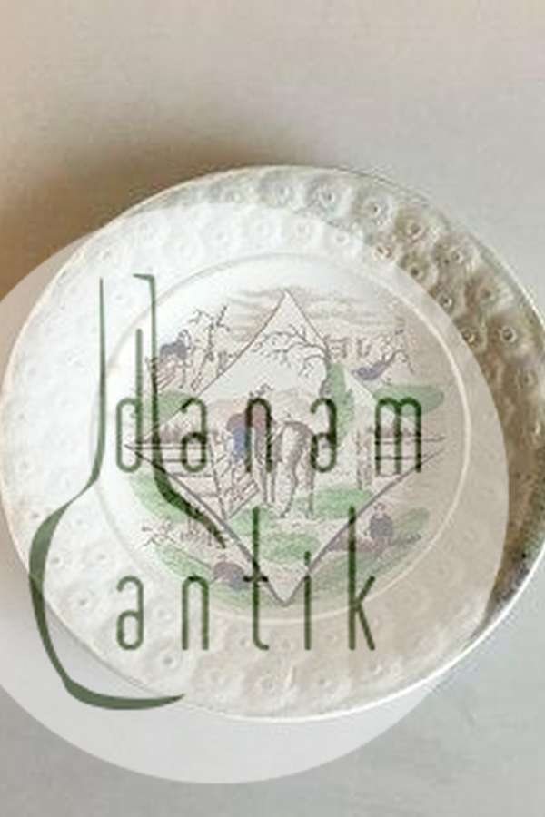 Gammelt Engelsk Staffordshire Tallerken med heste motiv.