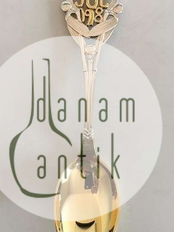 A. Michelsen 1918 Juleske Forgyldt Sterling Sølv.