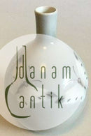 Heubach Lichte Vase dekoreret med to sommerfugle PMN