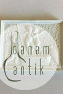 Bing & Grøndahl Bisquit Platte "Amor og den unge Bacchus stamper druer (Høsten)"