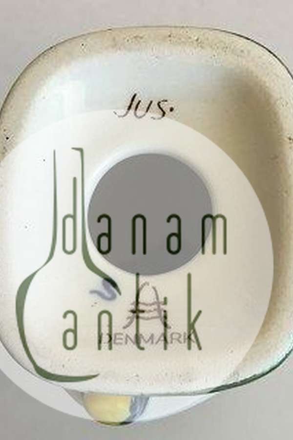 Aluminia Børnehjælpsfigur Konen med Æggene fra 1947