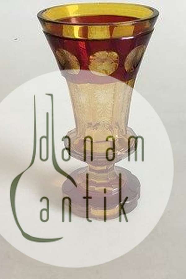 Glasvase, Gul og Rød med sleben dekoration