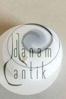 Holmegaard Atlantis Bonbonniere af hvidt glas med blå dekoration