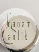 Nice little round pillbox in Silver