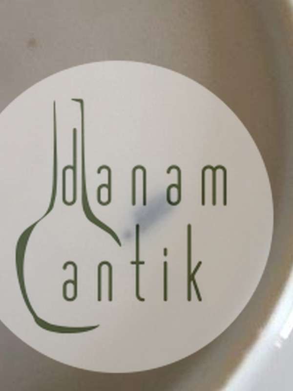 Royal Copenhagen Teller mit handgemaltem Obstmotiv und Goldrand