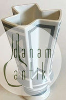 Bing & Grondahl Curved vase by Lisa Enquist No 5819/1898