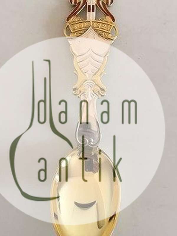 A. Michelsen 1921 Juleske  Forgyldt Sterling Sølv med Emalje.