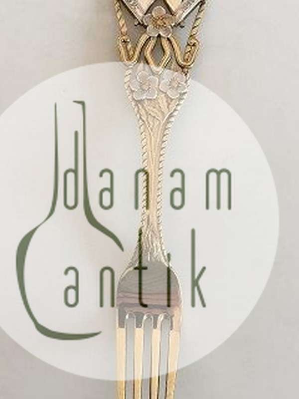 A. Michelsen 1912 Julegaffel Delvist forgyldt Sterling Sølv.