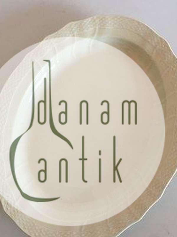 Royal Copenhagen Josephine Creme Svejfet Ovalt Fad