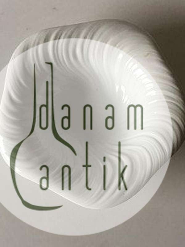 Royal Copenhagen Hvid Konkylie Dyb Morgenmadsskål No 14173(604)