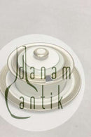 Royal Copenhagen "Dagmar" Sovseskål med Påsat Underfad samt låg. Nr. 9744