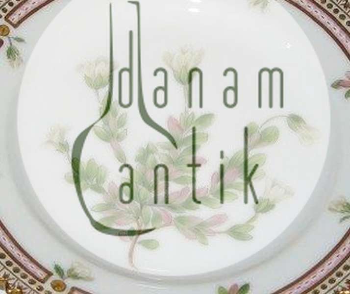 ロイヤルコペンハーゲンポーセリン・フローラ・ダニカ・プレート