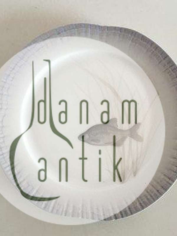 Royal Copenhagen Midsummernightsdream Fish Plate No 1213/9520