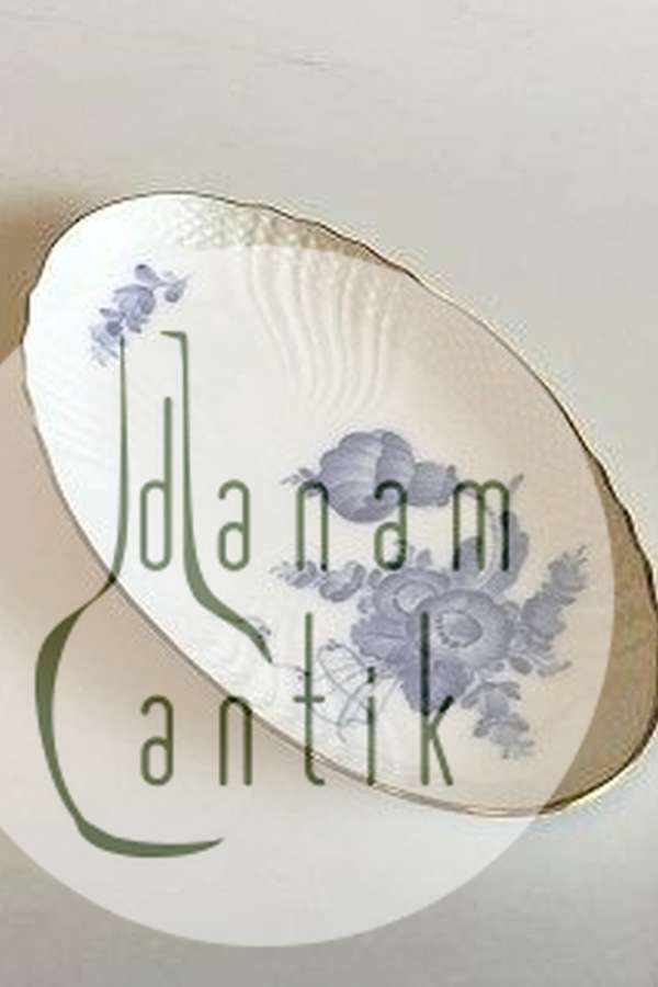 Royal Copenhagen Blå Blomst Svejfet med Guld Lille aflangt Fad No. 1689