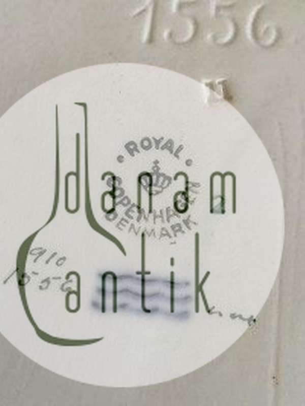 Royal Copenhagen Frijsenborg Ovalt Fad No 1556