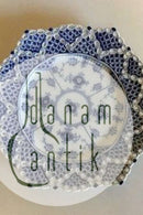 Royal Copenhagen Blauer geriffelter Halbmondteller Nr. 1094