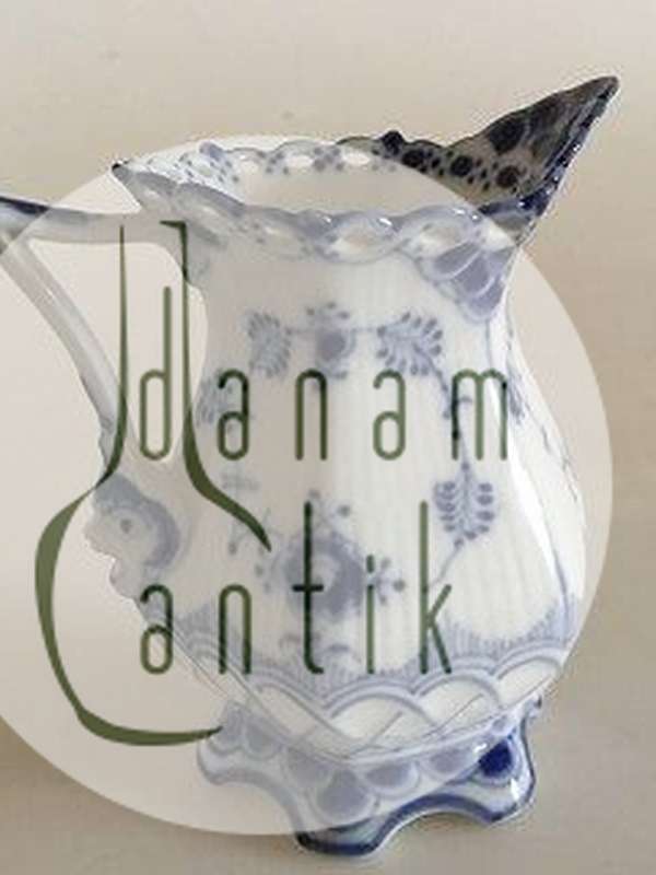 Royal Copenhagen Musselmalet Helblonde Flødekande No 1032