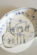 Royal Copenhagen Blue Fluted Plain Antique Oval Assiette