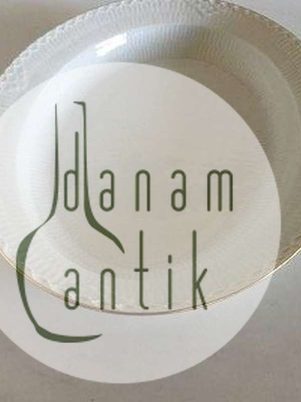 Royal Copenhagen Tradition Hvid Halvblonde m. Guld Ovalt Serveringsfad No. 628