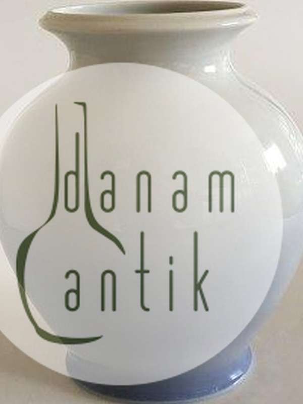 Royal Copenhagen Vase No 4633