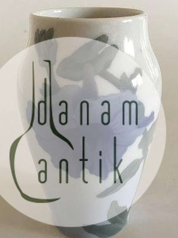 Royal Copenhagen Art Nouveau Vase No 1910/2037