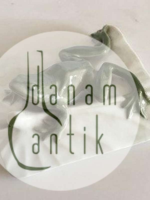 Royal Copenhagen Art Nouveau Frø Brevvægt No 881